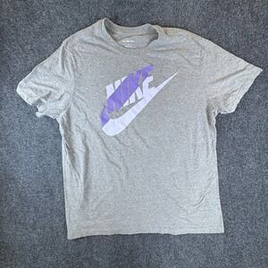 Nike Tee Shirt Mens XL Heather Gray Swoosh Logo Graphic Cotton Everyday Wear